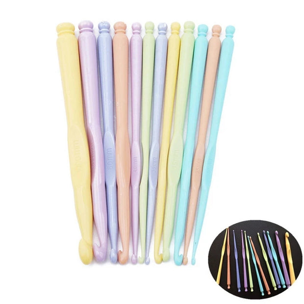 12Pcs Plastic Crochet Hooks Kit Knitting Needles Colorful Stitches